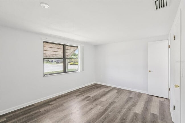 Building Photo - 4015 Litchfield Dr