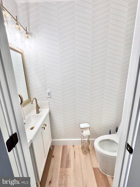 Building Photo - 15 River Oak Dr