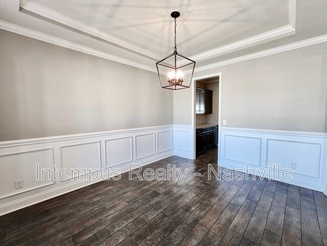 Building Photo - 1005 Maleventum Way