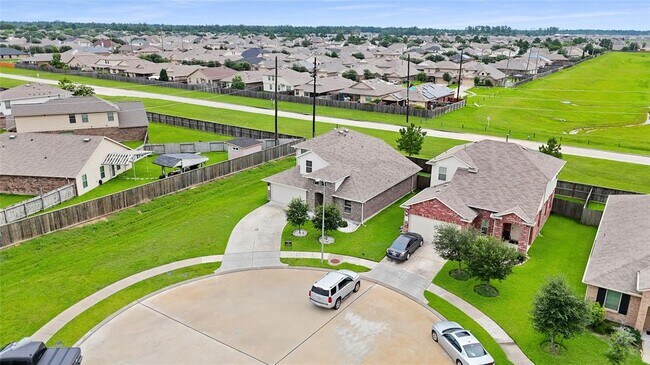 Building Photo - 23218 Royal Tiger Rd