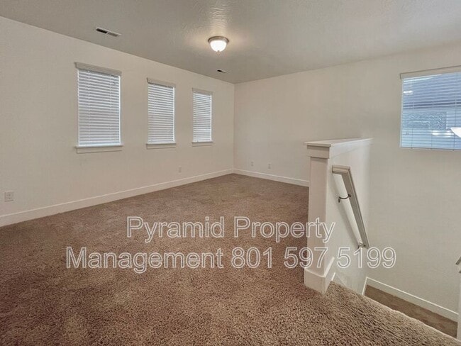 Building Photo - 836 E 340 S