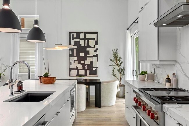 Building Photo - 503 W Canton Ave