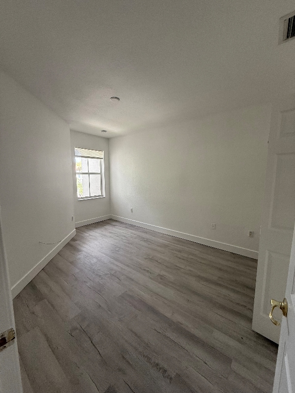 Building Photo - 2816 SW 83rd Ave