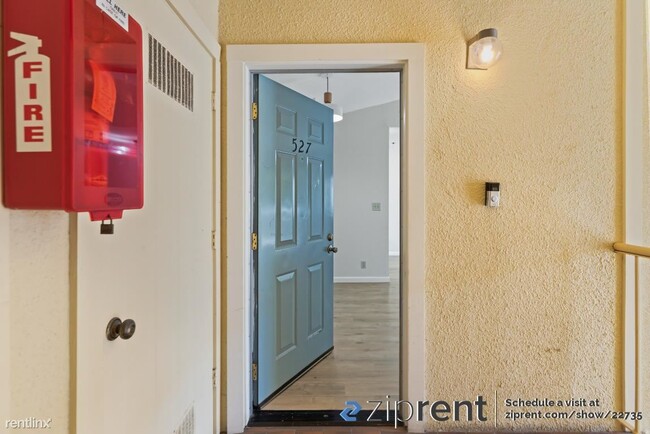 Building Photo - 1 br, 1 bath Condo - 1016 San Gabriel Cir,...