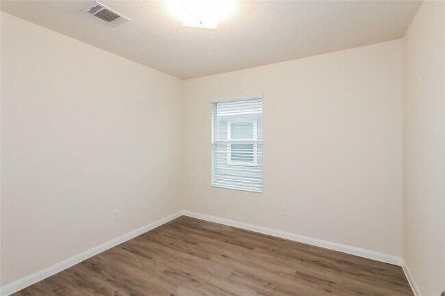 Building Photo - 5531 Amelia Plantation Dr