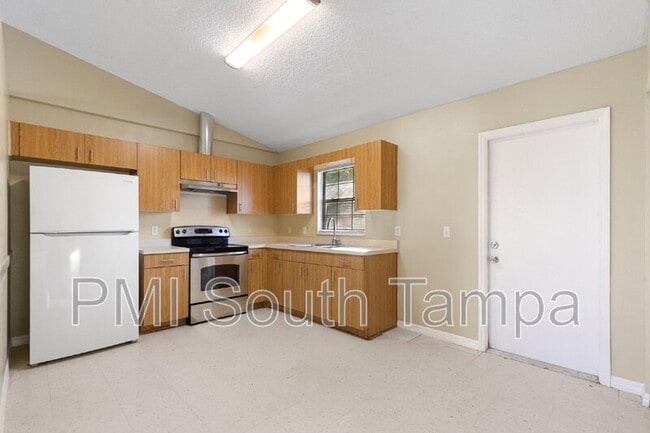 Building Photo - 9926 US-98