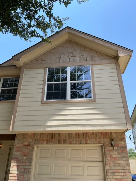 Building Photo - 13613 Woodstone Way