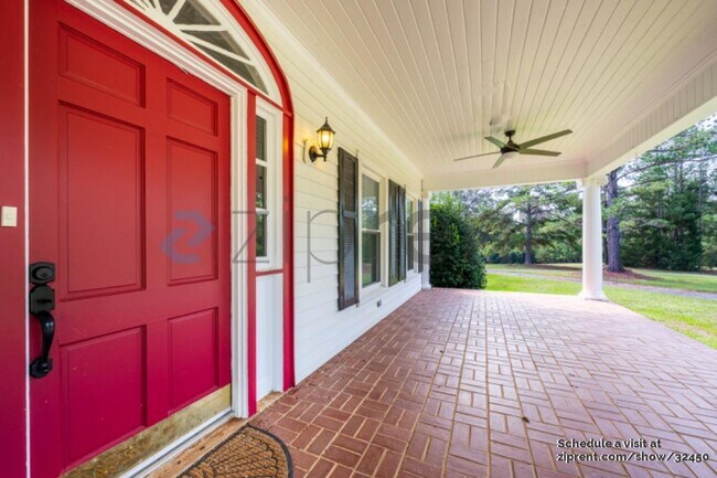 Building Photo - 645 GA-49