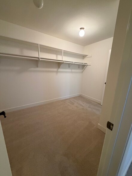 Huge primary closet - 18241 Andrea Cir N
