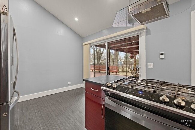 Building Photo - 1923 Pawnee Ln