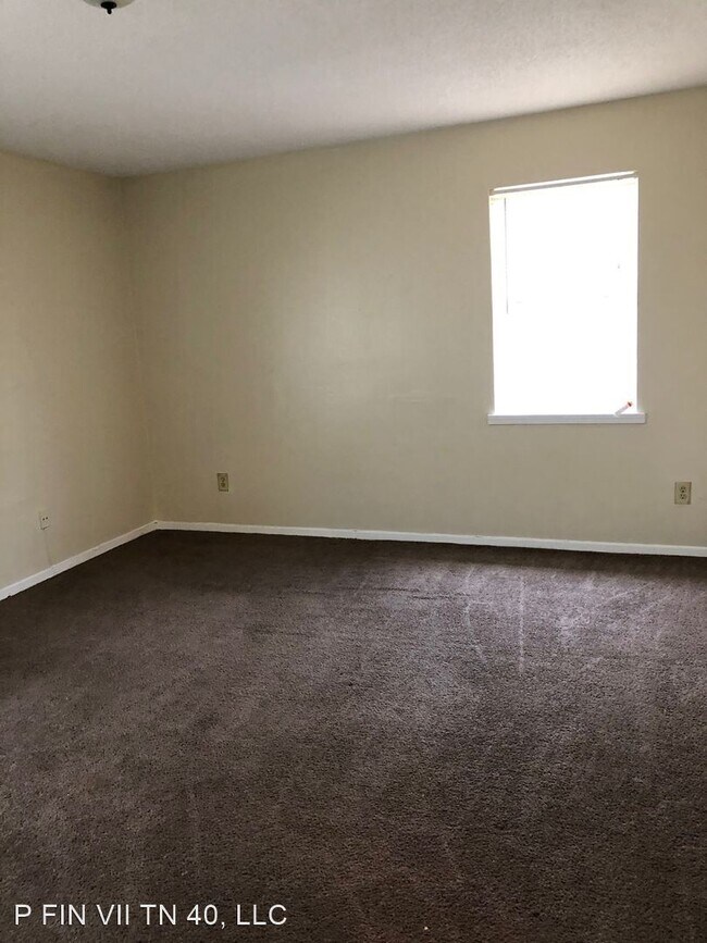 Building Photo - 2 br, 2 bath House - 4496 Wooddale Avenue