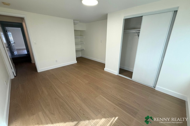 Building Photo - Newly Remodeled 5BR/3BA Home w/ City + Ocean Views in Daly City