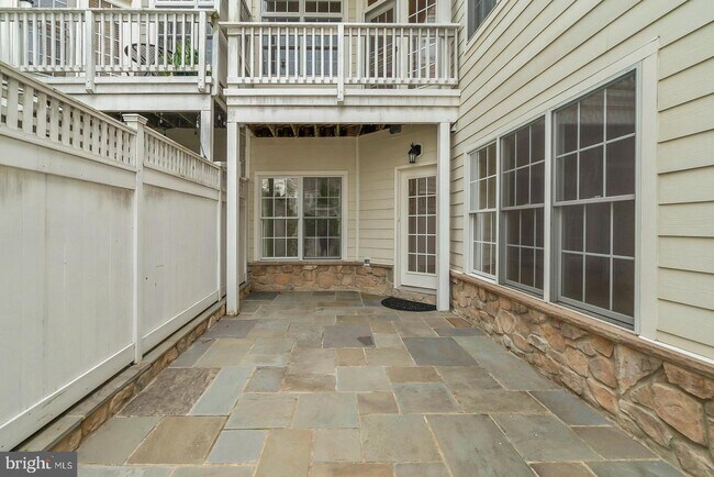 Building Photo - 43493 Millwright Terrace