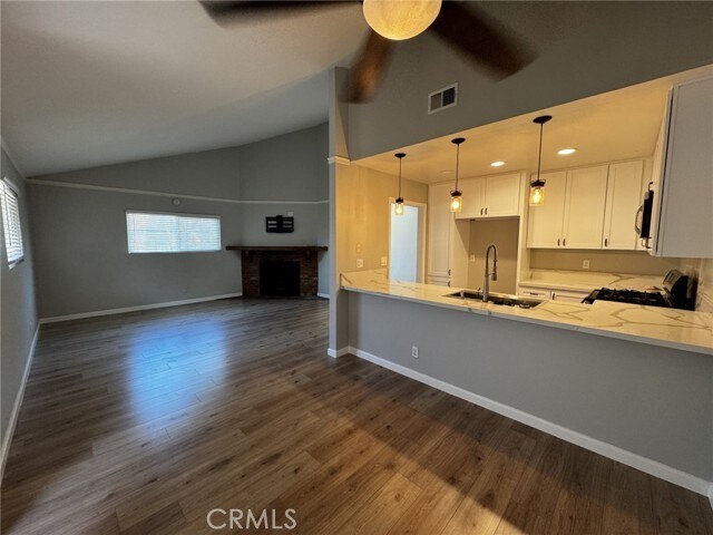 Building Photo - 203 Teague Dr