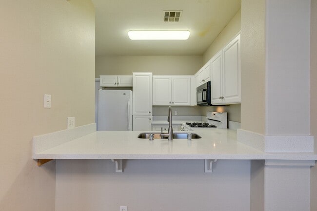 Building Photo - 3BDRM Townhome in Durango Trails community