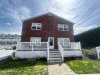 Building Photo - 819 16th Ave