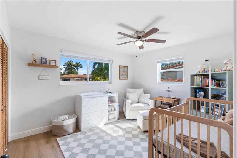 Building Photo - 4921 NE 23rd Ave