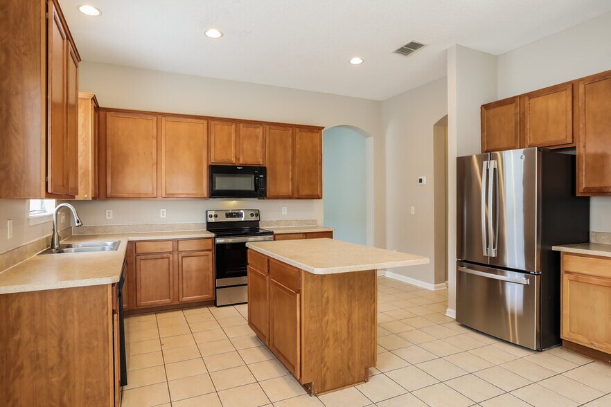 Building Photo - 3917 Leatherwood Dr