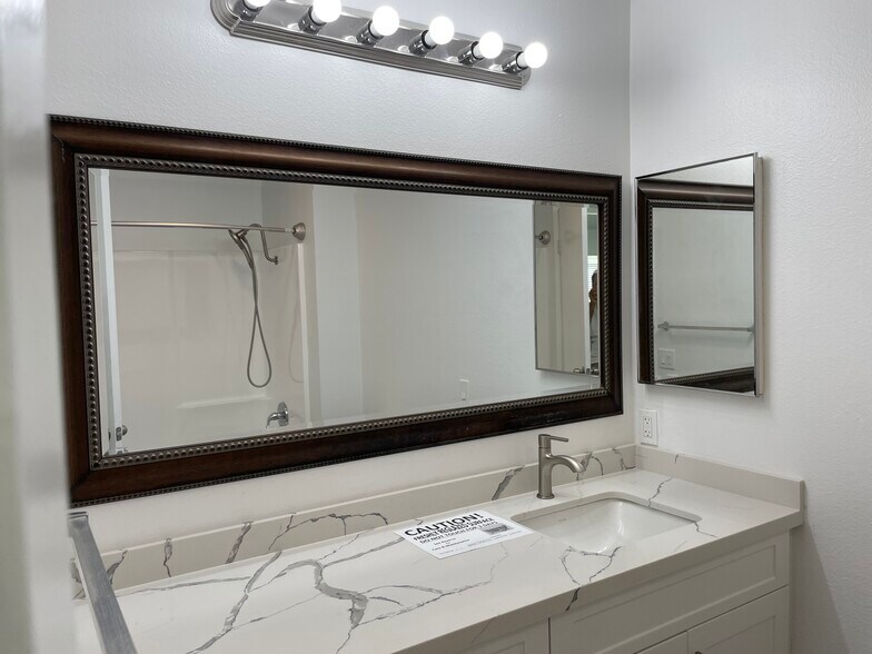 Building Photo - 79 Wildwood