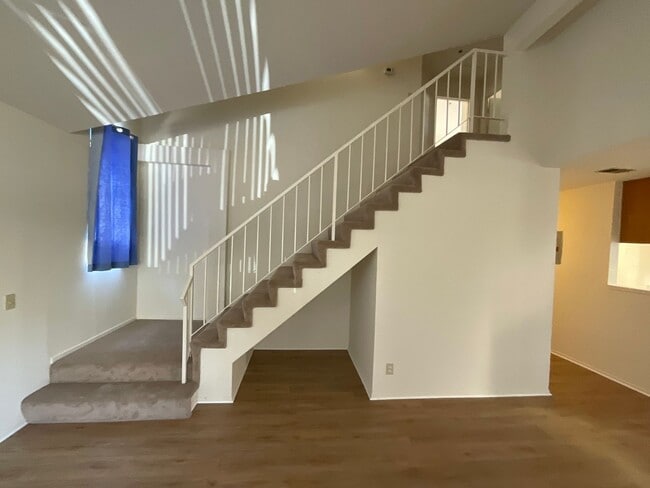 Building Photo - 8641 Moody St