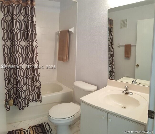 Building Photo - 1260 SE 31st Ct
