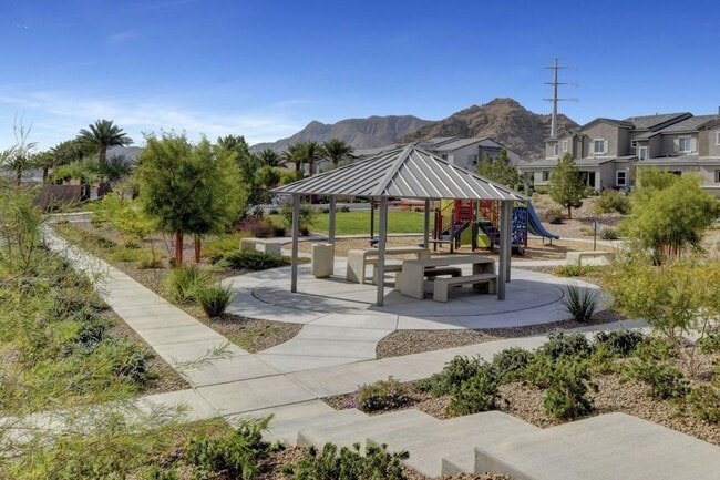 Building Photo - 10772 Paget Ct