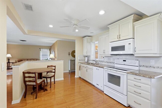 Building Photo - 3262 Brockton Ln