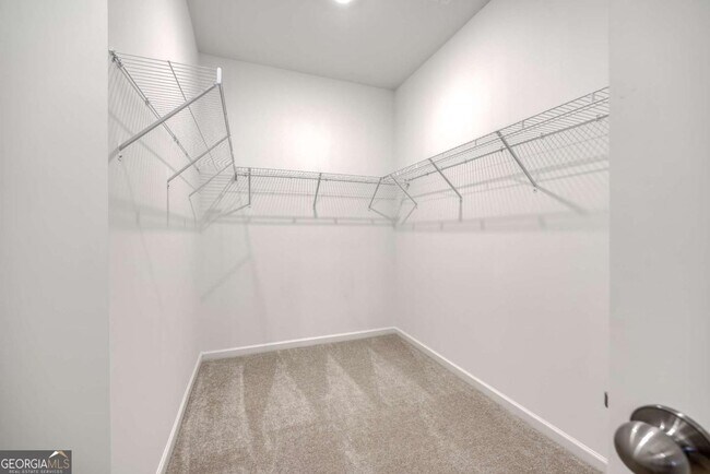 Building Photo - 49 Kestrel Dr