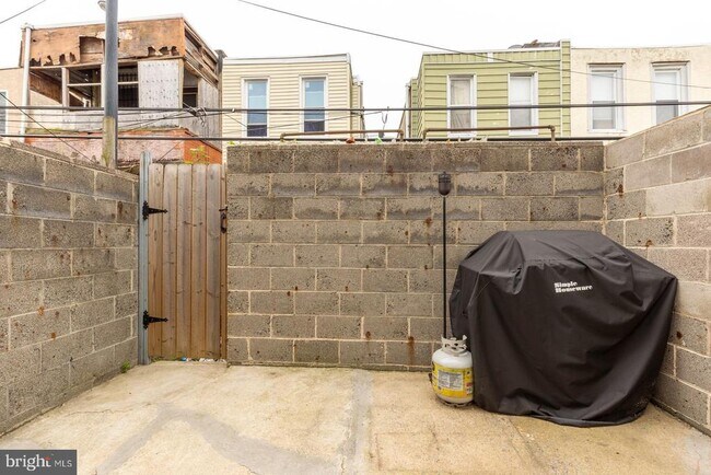 Building Photo - 2322 Wilder St