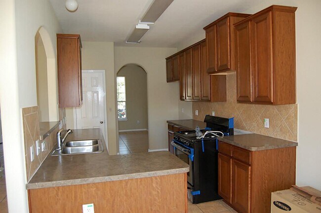 Primary Photo - 5711 Coyote Call Ct