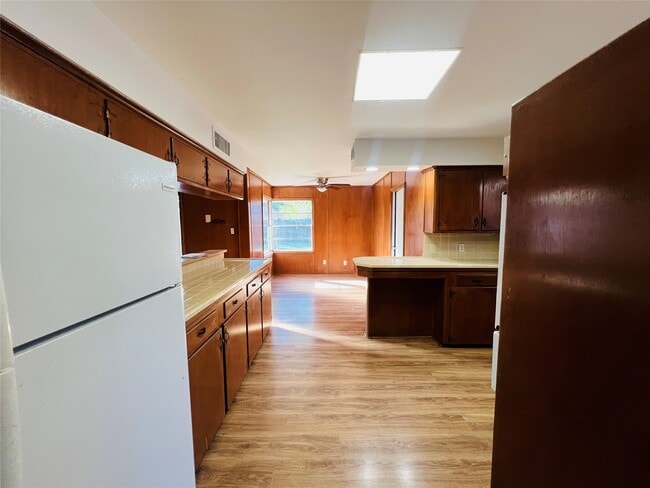 Building Photo - 5511 Willowbend Blvd