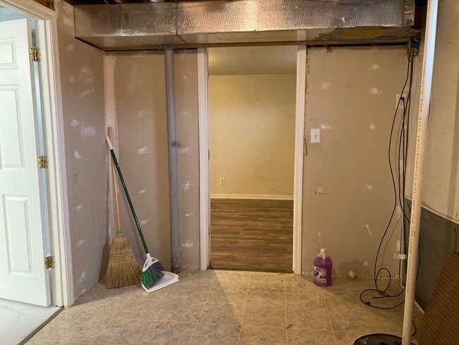 Building Photo - NEW YEAR & New and Improved Price