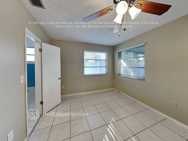 Building Photo - 221 Morgan Ct