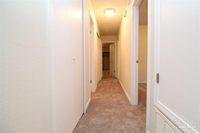 Building Photo - 6948 Spanish Trail