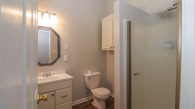 Building Photo - 32 N Lafayette Ave