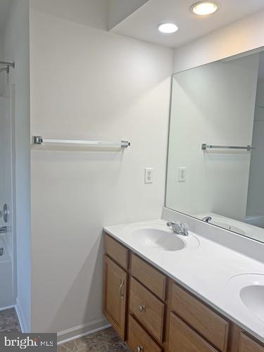 Building Photo - 35 Locust Run Dr