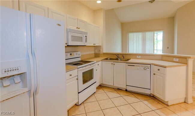 Building Photo - 4213 Liron Ave