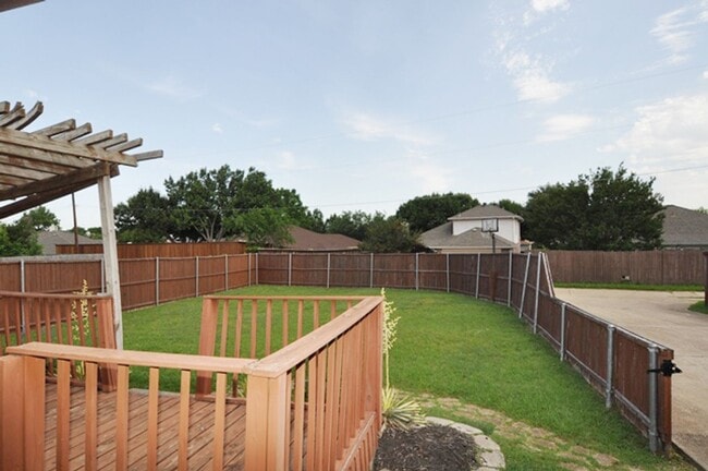 Building Photo - Great home with Sunroom in Sachse!
