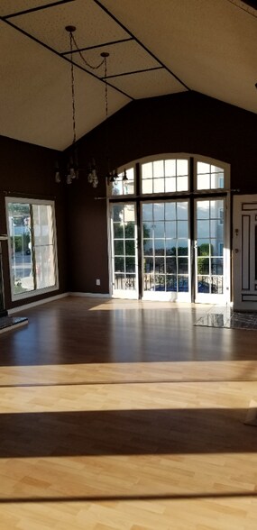 Building Photo - 6416 La Mirada Ave