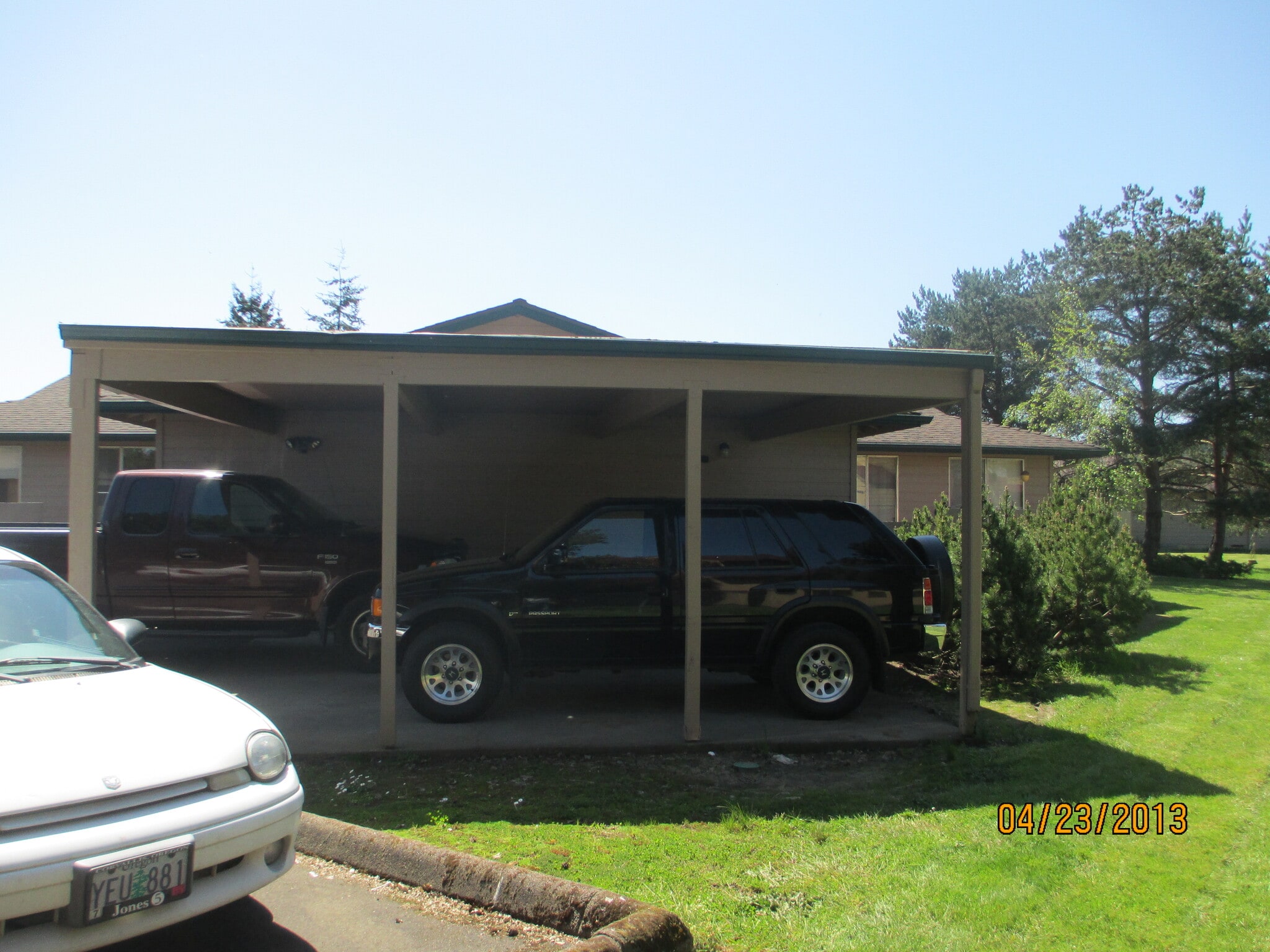 Building Photo - 3322 NE Lancaster St