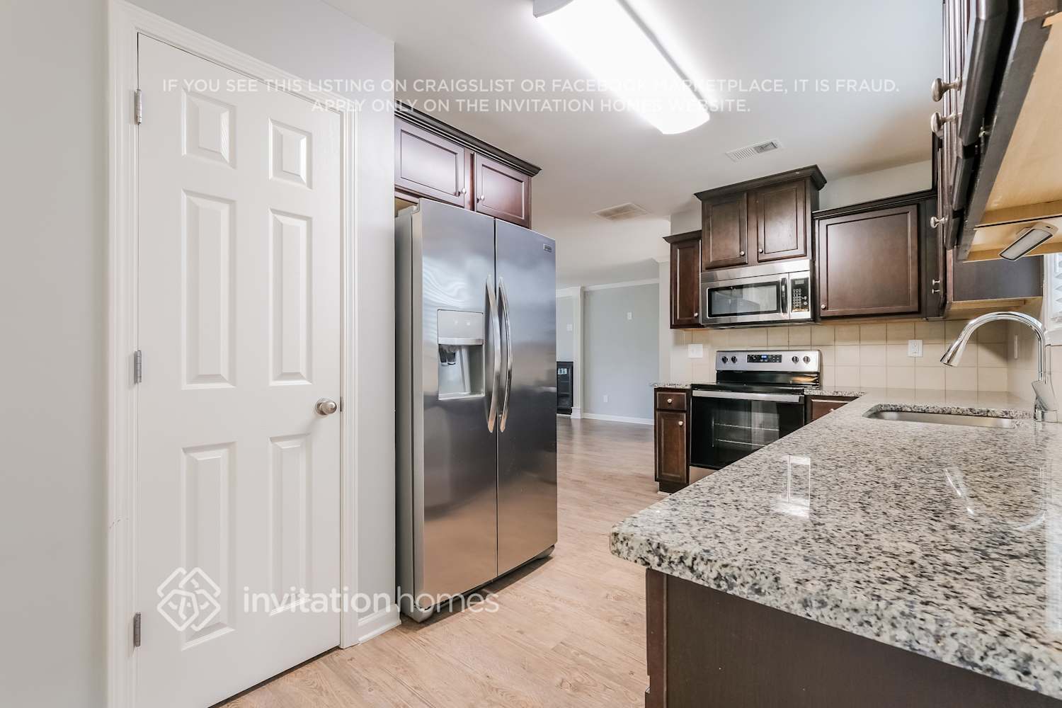 Building Photo - 5836 Bradshaw Ct