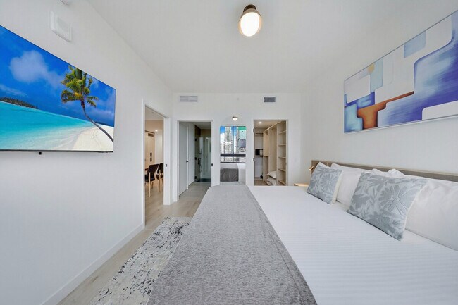 Building Photo - 40 NW 3rd St