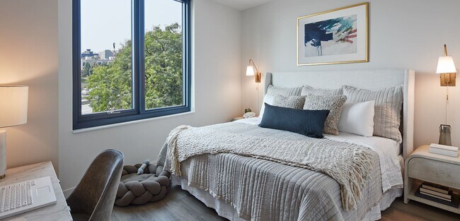 Building Photo - 760 N Milwaukee Ave