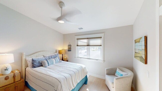 Building Photo - Beautifully Designed Country Club Home Offered July and August 2026