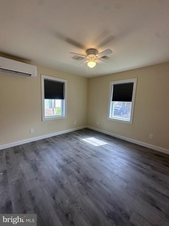 Building Photo - 548 Hershey Rd