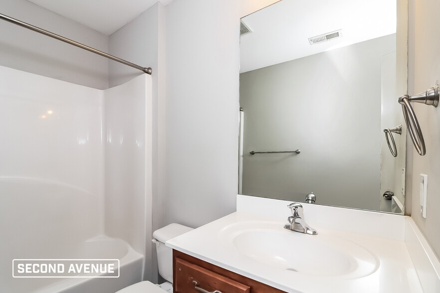 Building Photo - 1920 Ripple Creek Ct SW