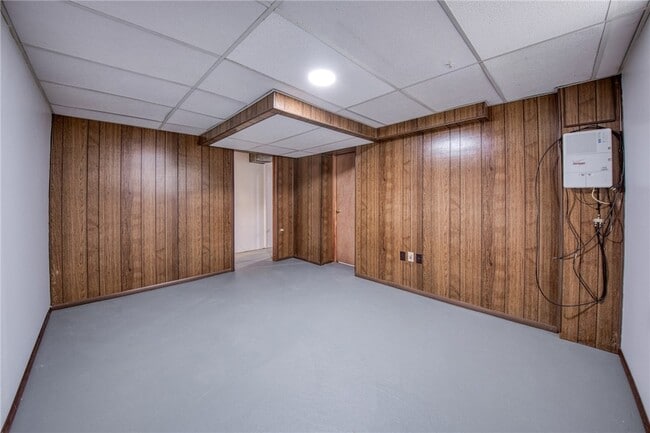 Building Photo - 5523 Rippey Pl