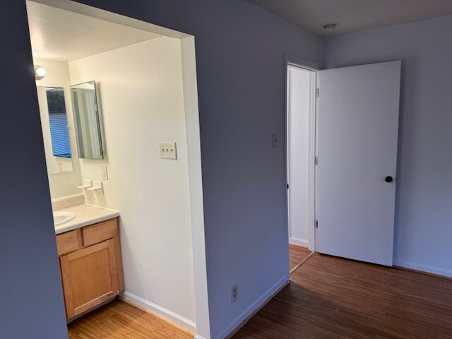 Building Photo - 1530 Springlet Ct unit 14