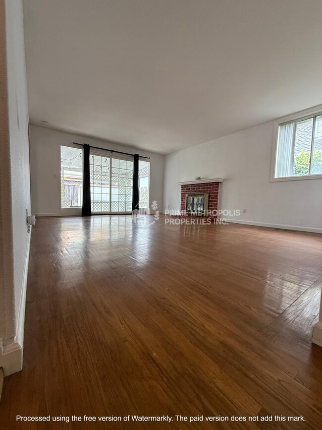 Building Photo - 3 bedroom in Sunnyvale CA 94085