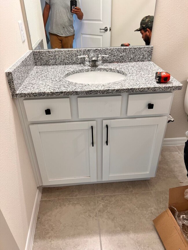 Building Photo - Move In ASAP!! - Brand New 3 bedroom 2.5 bath Townhouse for rent in Kissimmee, FL.